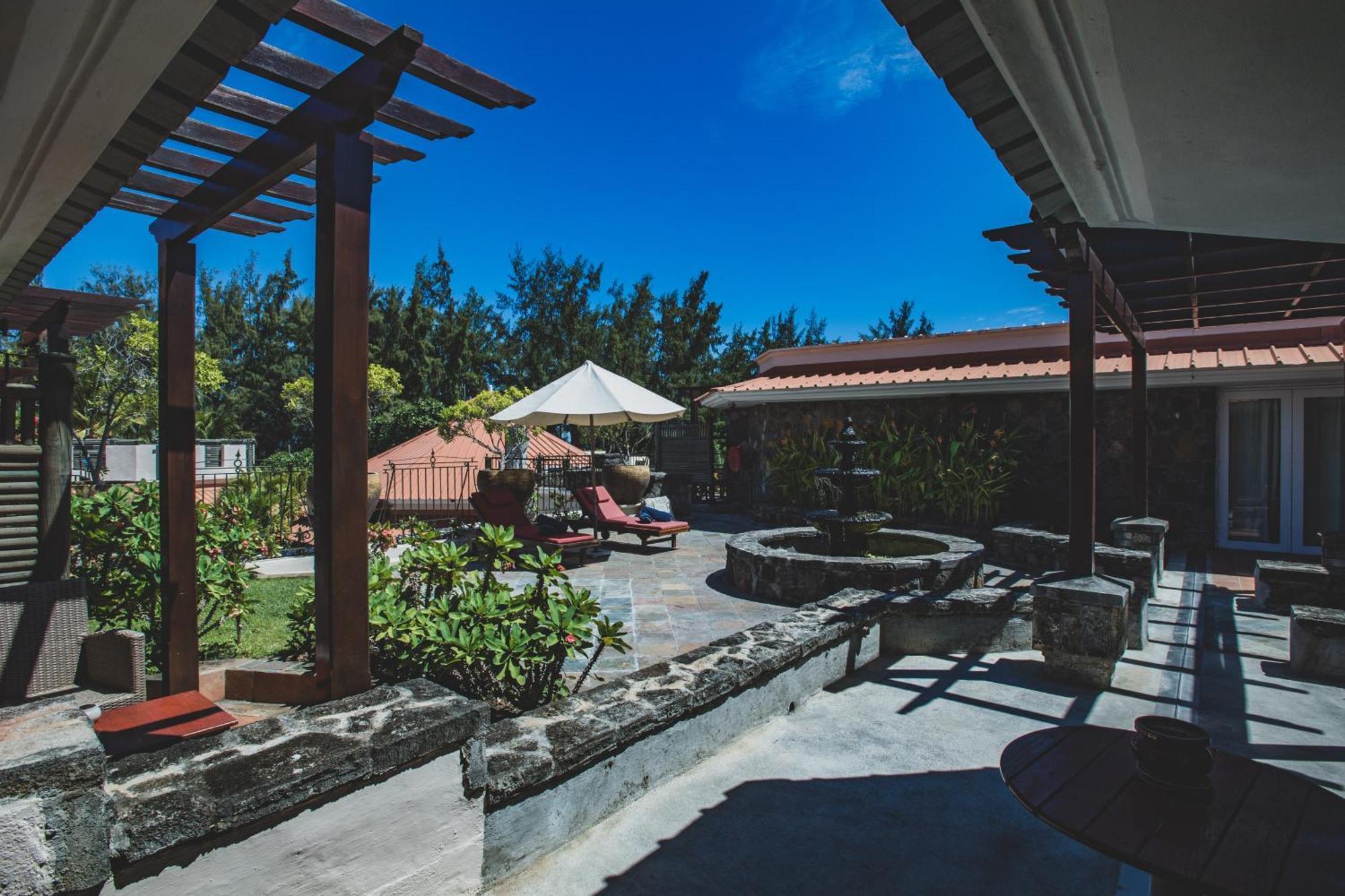 Aanari Hotel & Spa- Mauritius Flic-en-Flacq Eksteriør billede